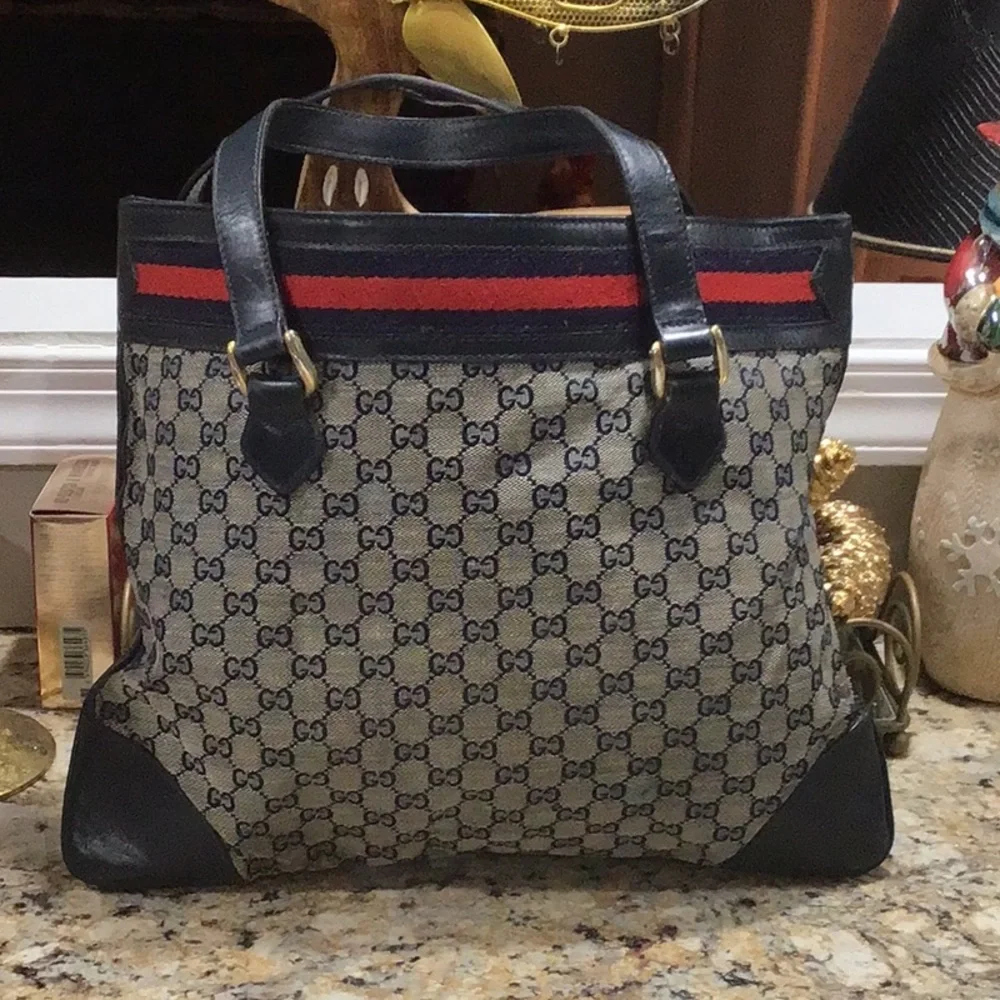Gucci Vintage Tote - Picture 3 of 9